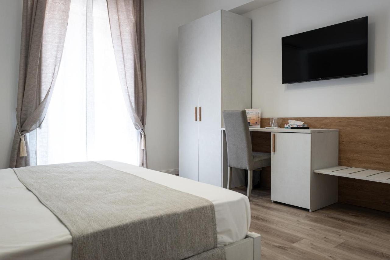 A Due Passi - Guest House Santo Stefano di Camastra Dış mekan fotoğraf
