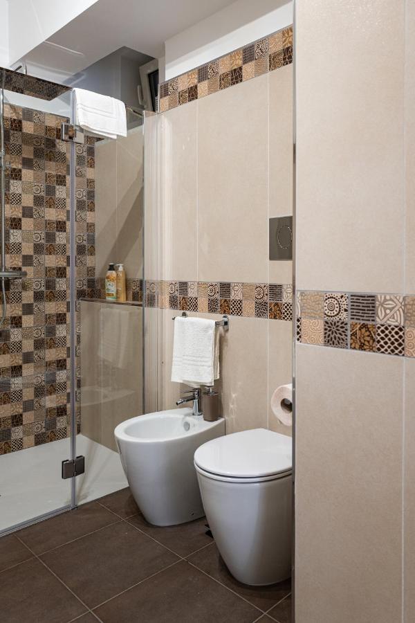 A Due Passi - Guest House Santo Stefano di Camastra Dış mekan fotoğraf