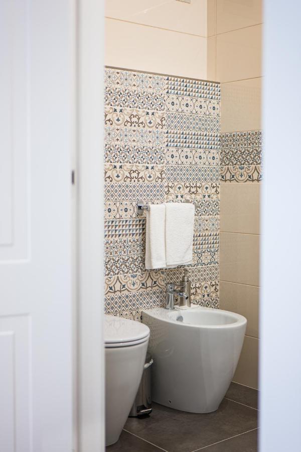 A Due Passi - Guest House Santo Stefano di Camastra Dış mekan fotoğraf